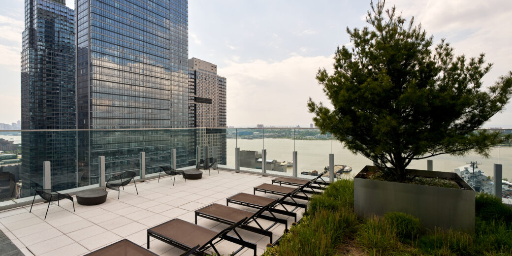 Gotham West Dummy Unit